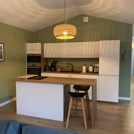 Belle Maison Lumineuse, Et Centre A Pieds Vakantiehuis *