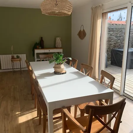 Belle Maison Lumineuse, Et Centre A Pieds Les Sables-dʼOlonne